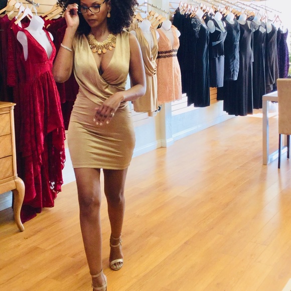 Dress - Picture 2 of 2